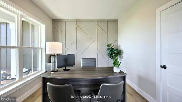 108 Cardinal Court photo 5