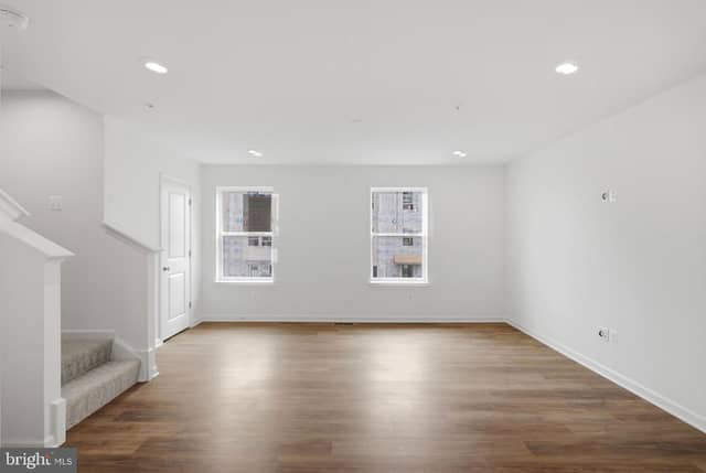 9 Juniper Court photo 12