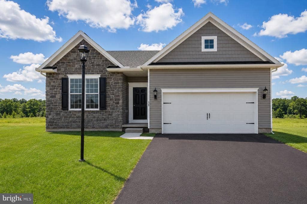 13 Tanager Court # C16 photo 1