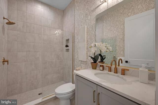 75 New Vista Way photo 11