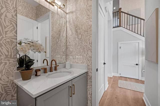 75 New Vista Way photo 12