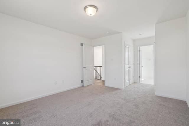 1668 Falcon Lane # 243 photo 11