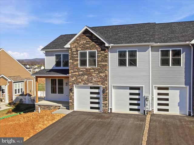 11798 Mystic Rock Ln S photo 2
