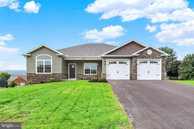 6358 Saucon Valley Drive, Fayetteville PA new construction home