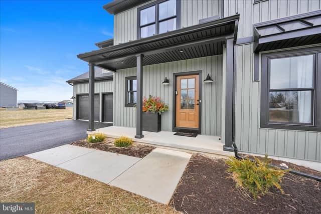 3151 Creighton Drive photo 4