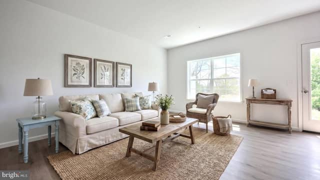 104 Flint Drive photo 3