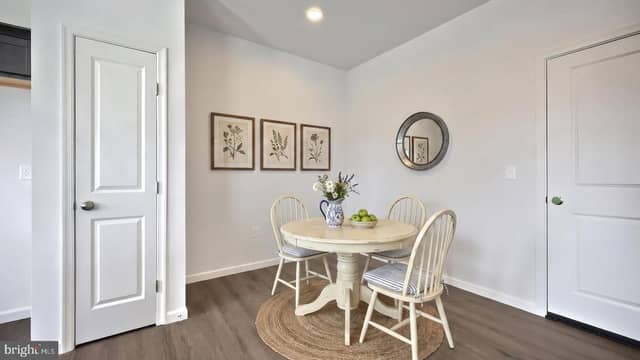 104 Flint Drive photo 4