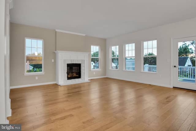 101 Field Lane photo 6