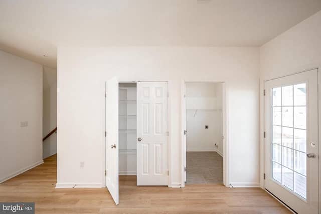 2437 Spring Water Circle photo 4