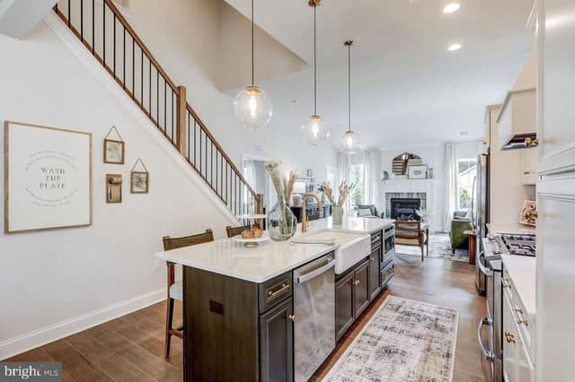 102 Village Drive photo 11