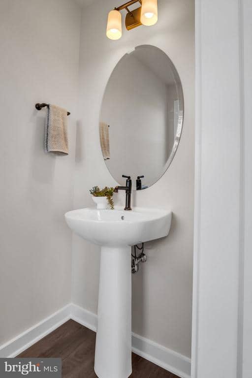 8 Melrose Lane photo 9